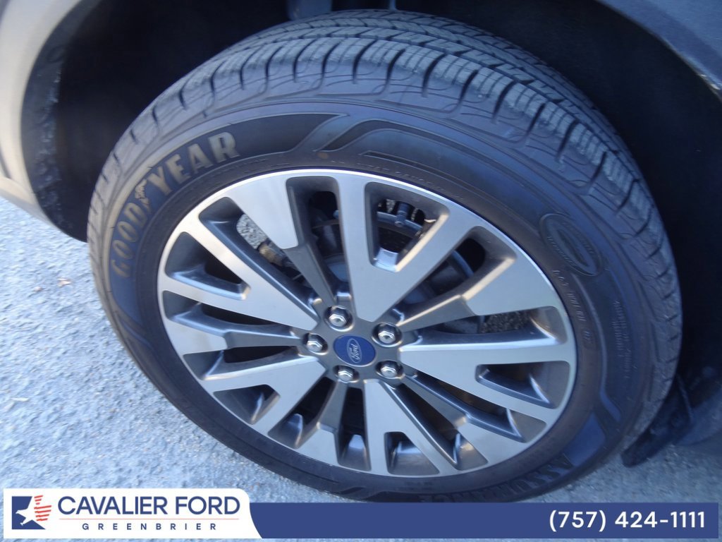 Certified 2020 Ford Escape Titanium image 13