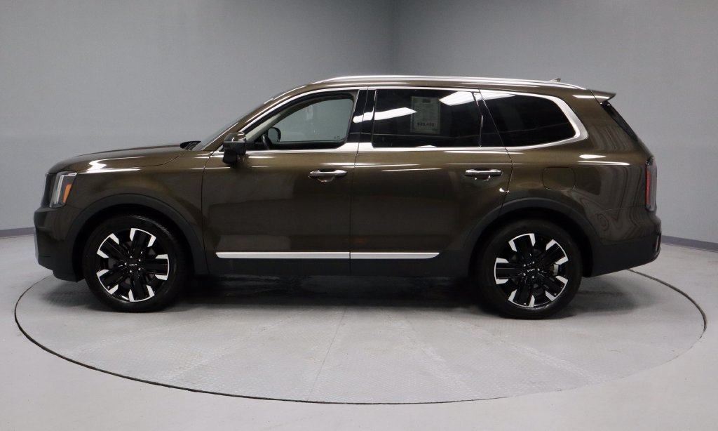 Used 2023 Kia Telluride SX FWD image 9