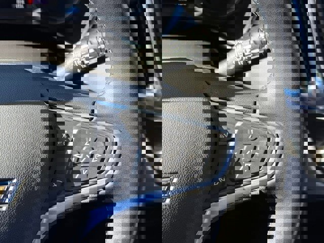 Used 2023 Chevrolet Equinox LT w/ Driver Convenience Package image 30