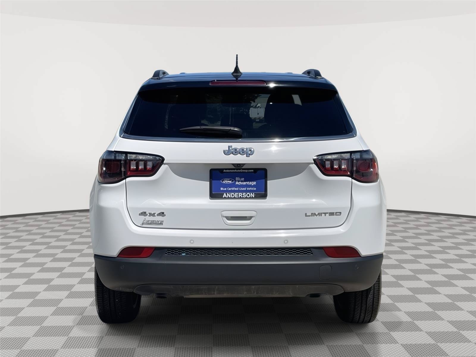 Used 2025 Jeep Compass Limited AWD/4WD image 8