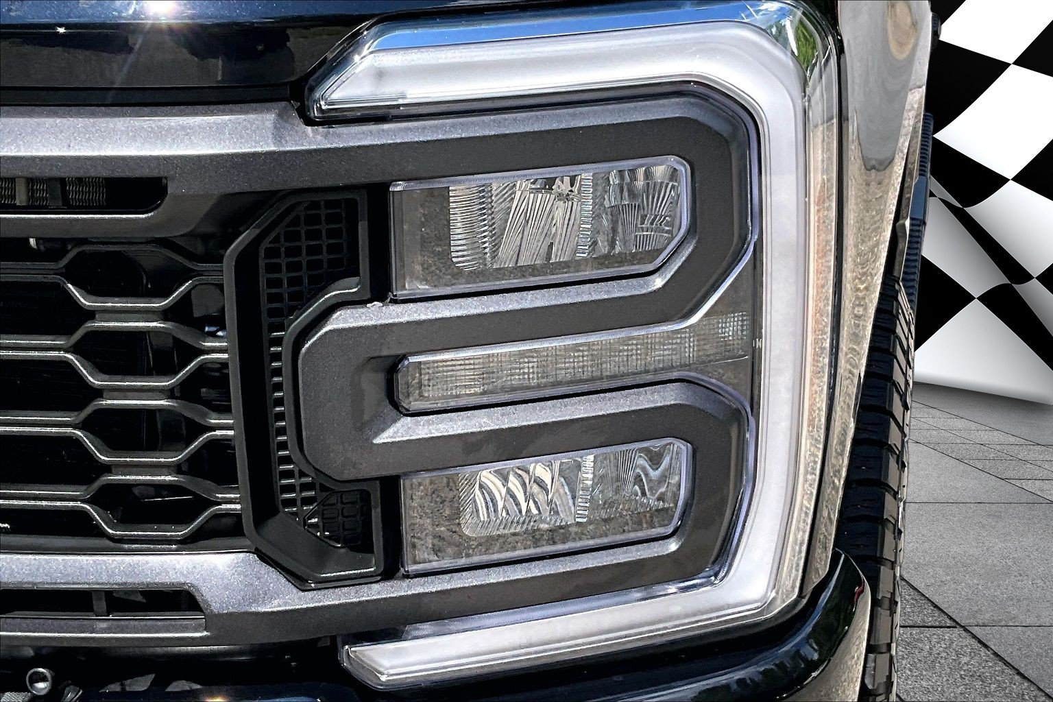Certified 2024 Ford F350 Lariat w/ Lariat Ultimate Package AWD/4WD image 24
