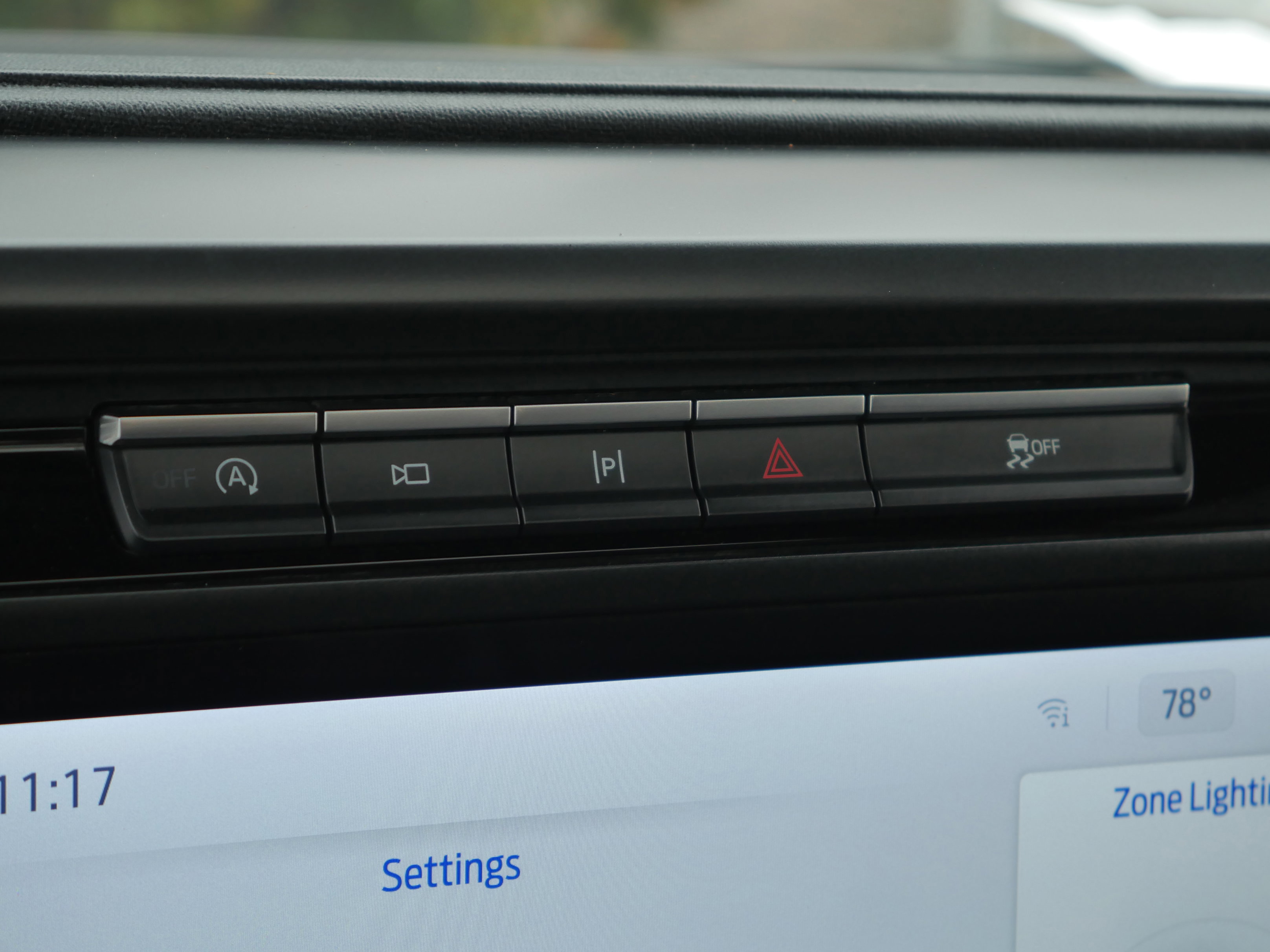 Certified 2024 Ford F150 Lariat w/ Equipment Group 502A High image 18