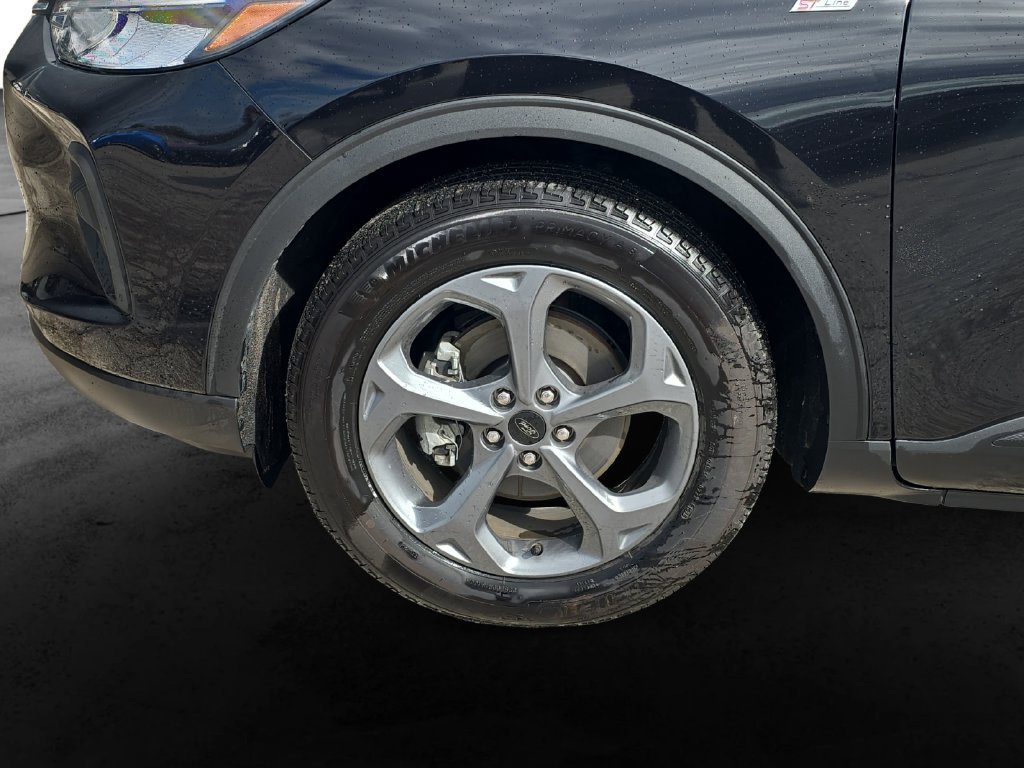 Certified 2025 Ford Escape ST-Line FWD image 11