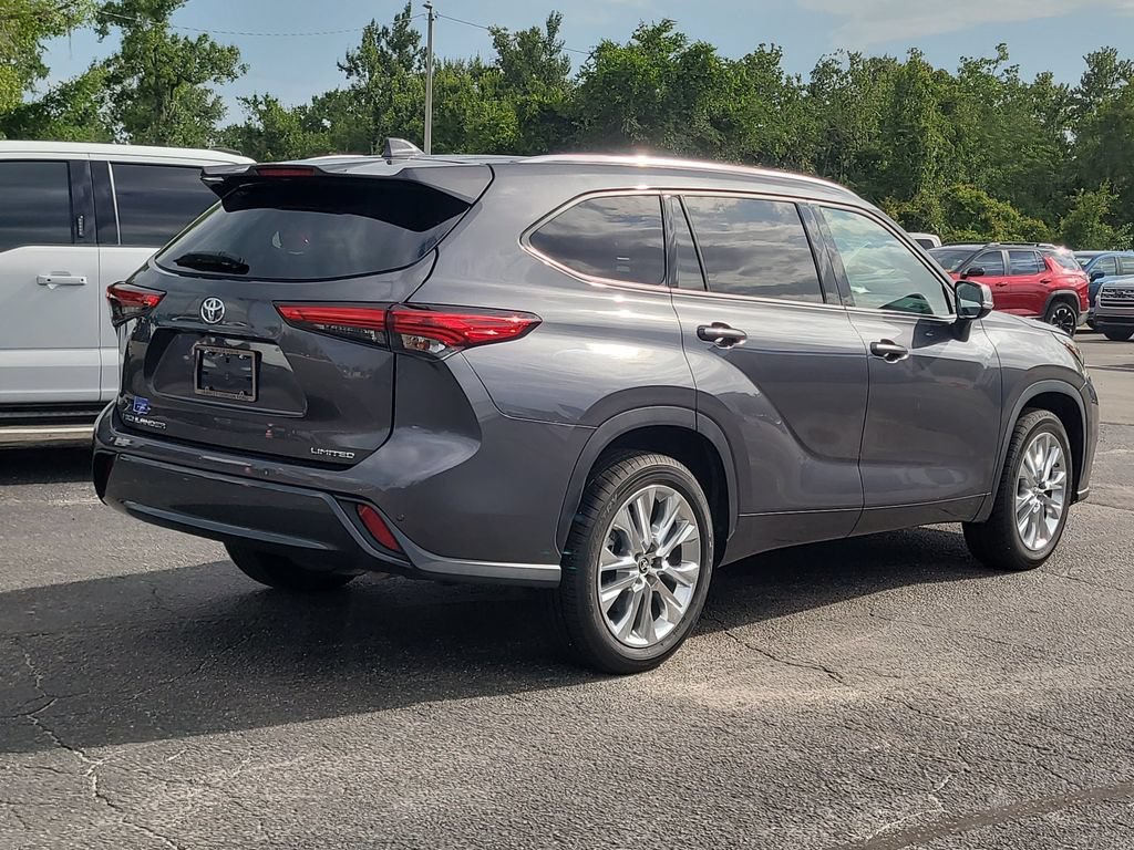 Used 2020 Toyota Highlander Limited FWD image 5