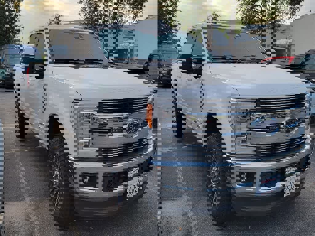 Certified 2019 Ford F250 Lariat w/ Lariat Ultimate Package image 13