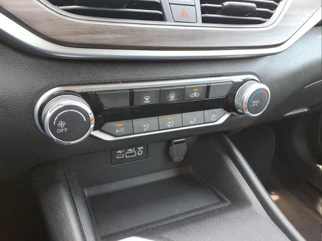 Used 2025 Nissan Altima 2.5 SV FWD image 23