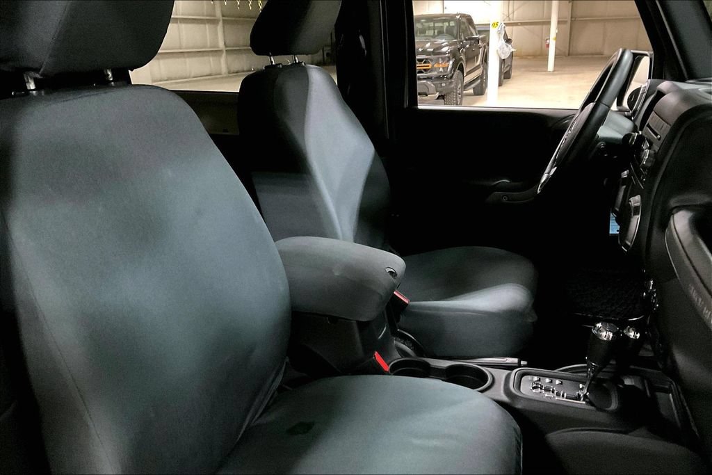 Used 2017 Jeep Wrangler Sport w/ Quick Order Package 24S AWD/4WD image 7