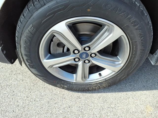 Certified 2022 Ford Edge SEL w/ Convenience Package image 17