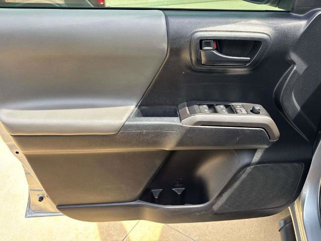 Used 2021 Toyota Tacoma SR5 RWD image 21