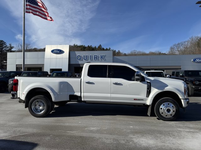 Certified 2023 Ford F450 Lariat w/ Lariat Ultimate Package image 2