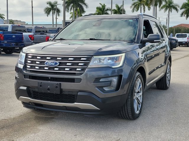 Certified 2017 Ford Explorer Limited w/ Equipment Group 301A image 3