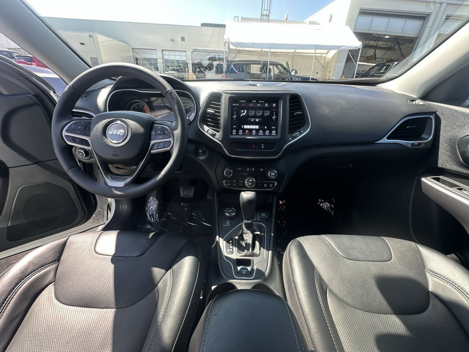 Used 2022 Jeep Cherokee Latitude Lux AWD/4WD image 30