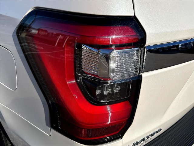 Certified 2019 Ford Expedition Limited w/ Special Edition Package AWD/4WD image 27