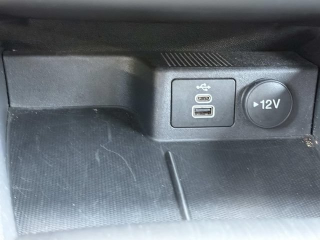 Certified 2025 Ford Escape ST-Line FWD image 23