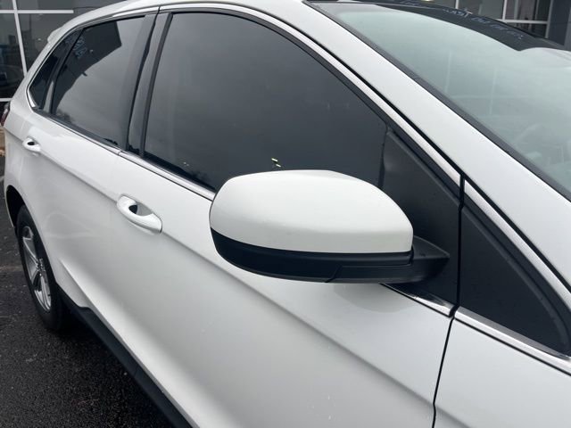 Certified 2021 Ford Edge SEL w/ Convenience Package image 3