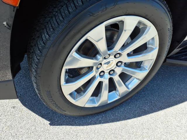 Used 2022 Chevrolet Tahoe Premier w/ Premium Package AWD/4WD image 8