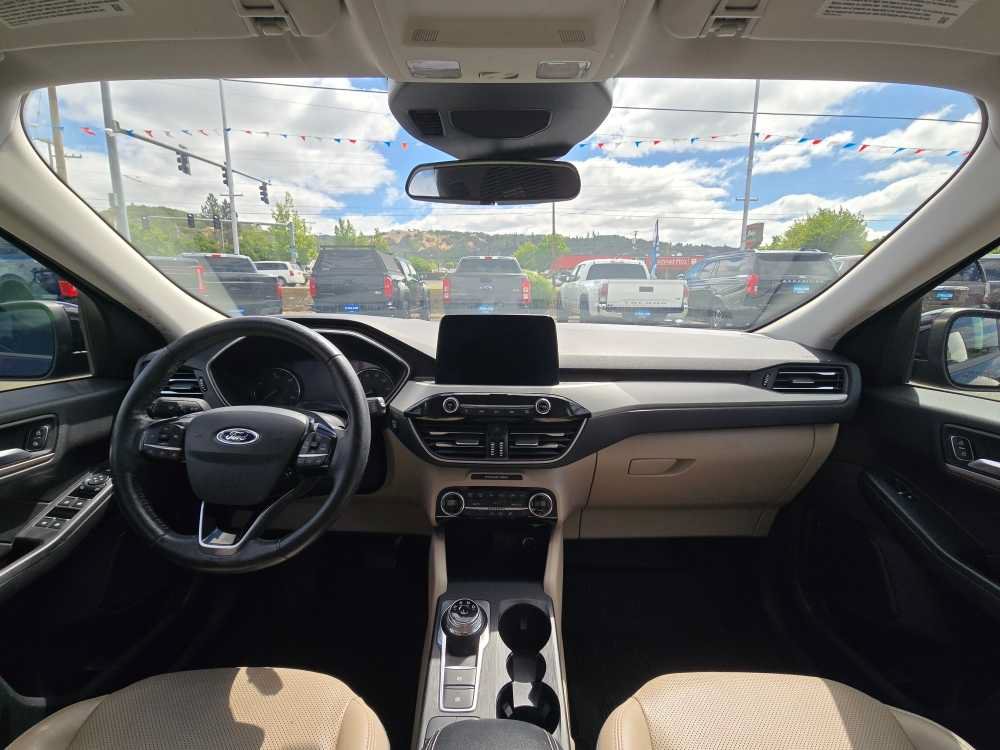 Certified 2021 Ford Escape SEL FWD image 15