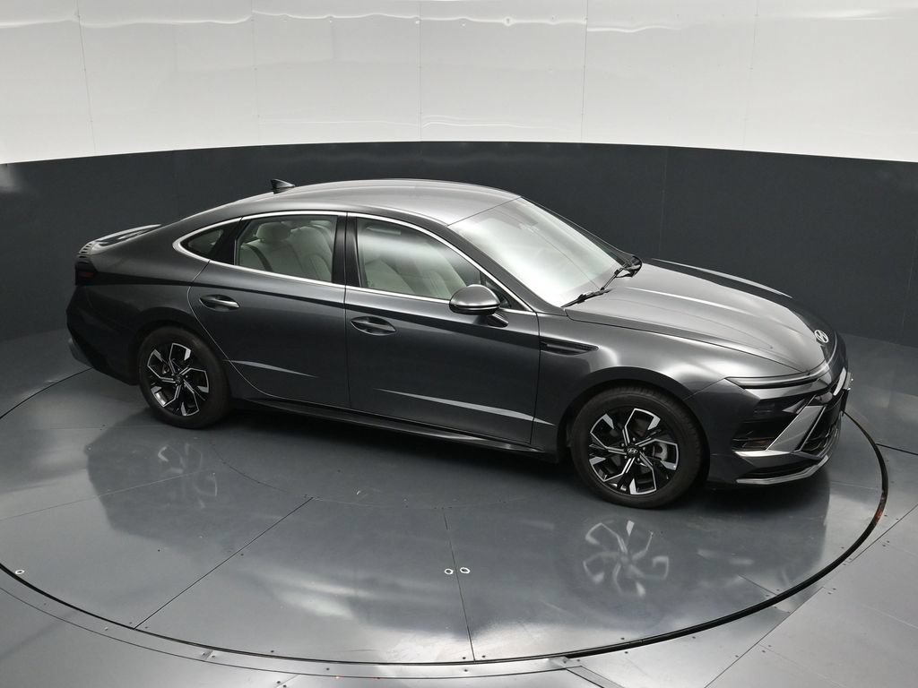 Used 2025 Hyundai Sonata SEL FWD image 43