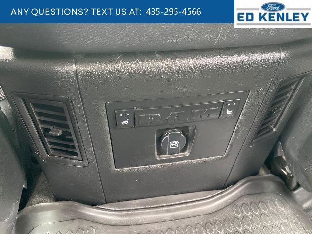 Used 2017 RAM 1500 Laramie w/ Convenience Group AWD/4WD image 8