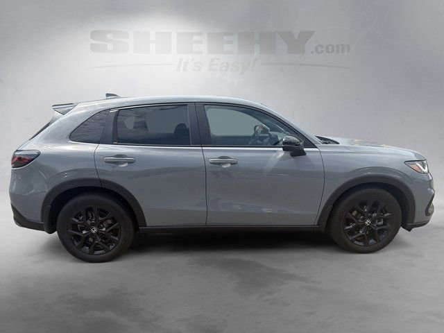 Used 2025 Honda HR-V Sport image 9
