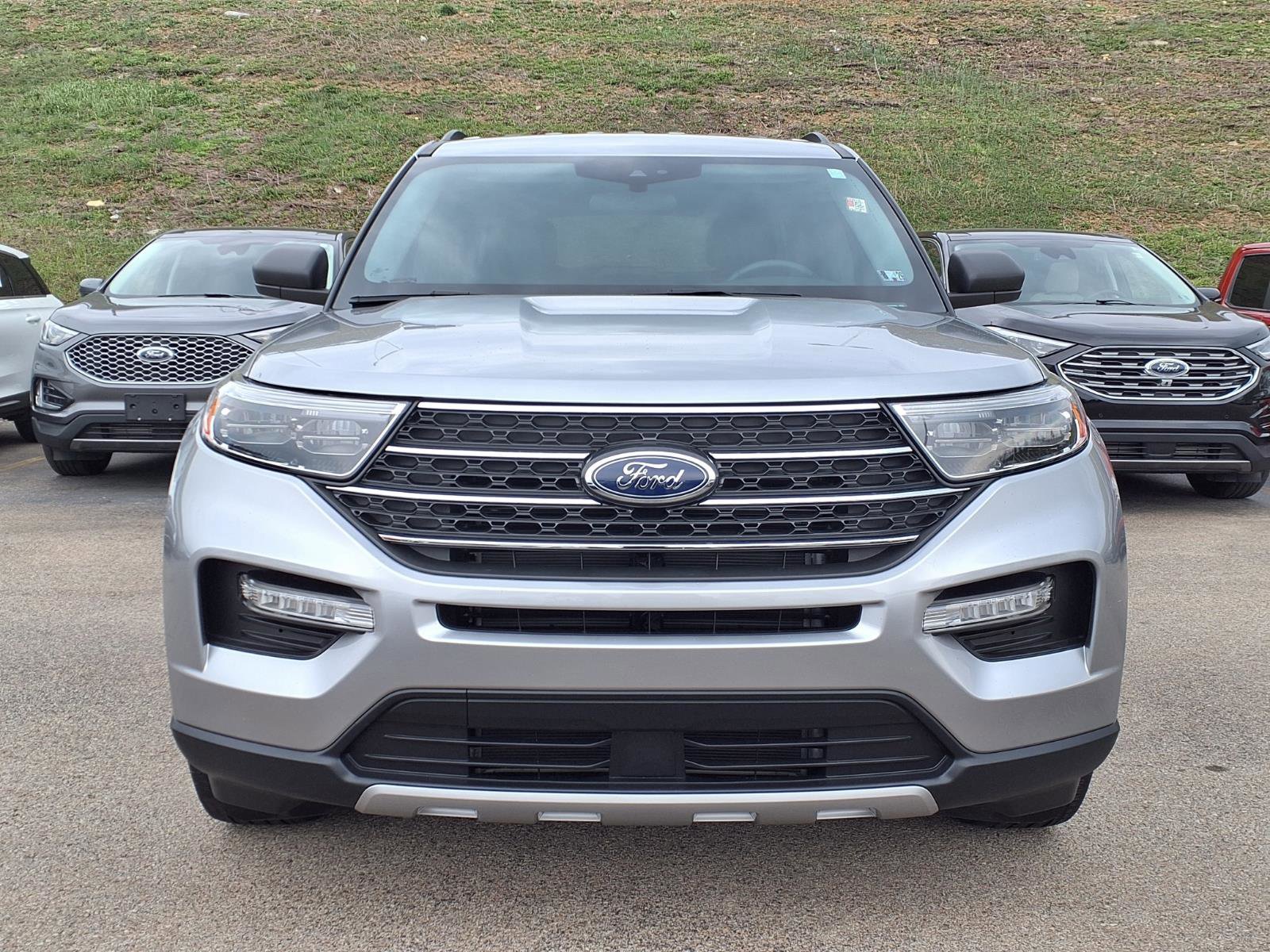 Certified 2023 Ford Explorer XLT w/ Equipment Group 202A image 6