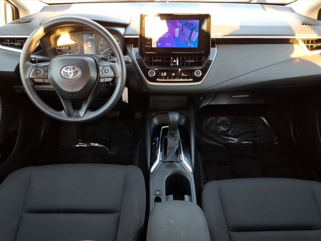 Used 2024 Toyota Corolla LE image 15