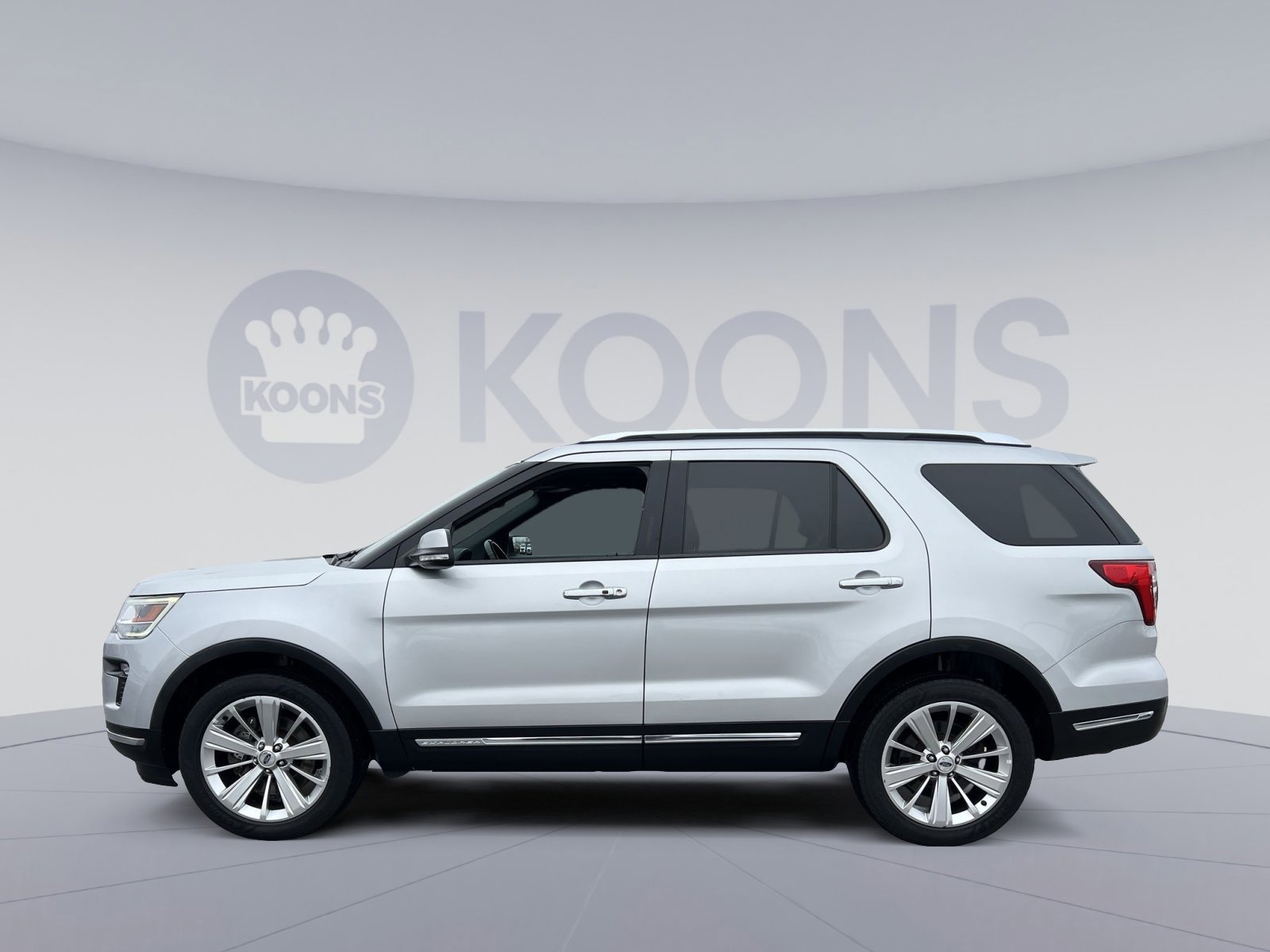 Certified 2019 Ford Explorer Limited w/ Class III Trailer Tow Package image 6