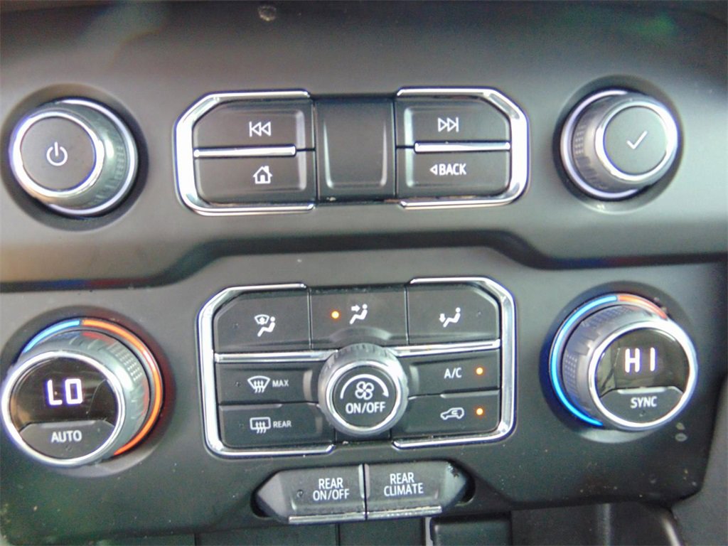 Used 2023 Chevrolet Tahoe LS image 19