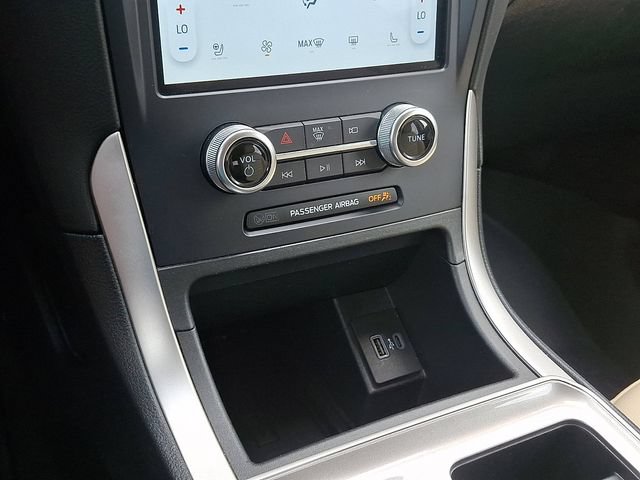Certified 2024 Ford Edge SEL w/ Convenience Package AWD/4WD image 15