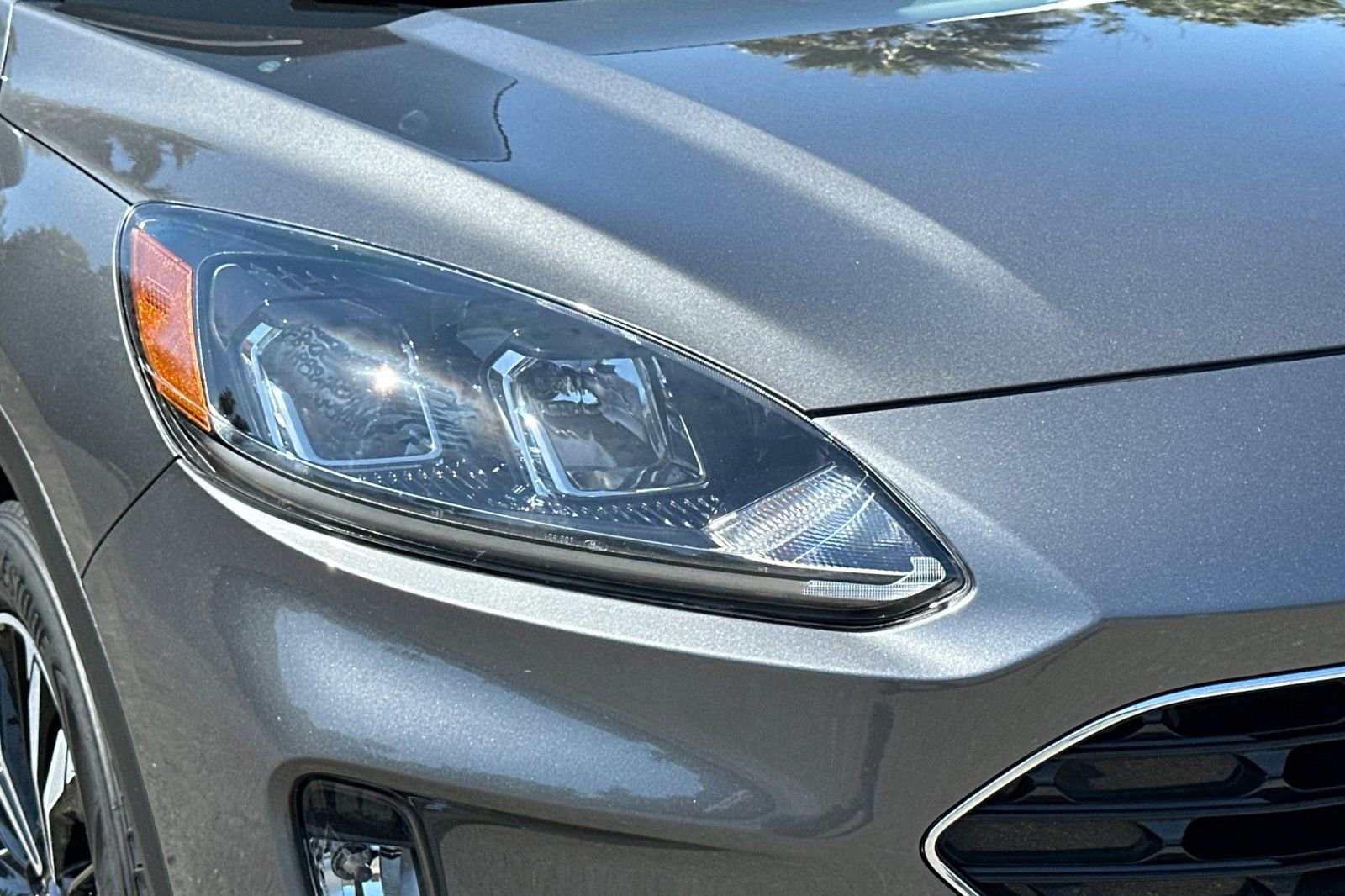 Certified 2022 Ford Escape SEL w/ SEL Stealth AWD Package image 43