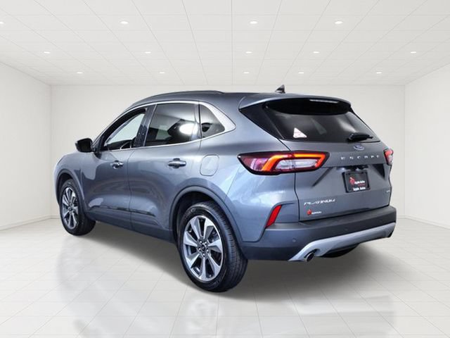 Certified 2025 Ford Escape Platinum AWD/4WD image 4