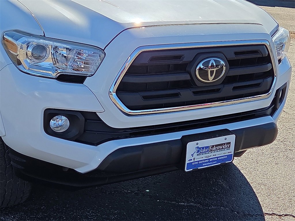 Used 2019 Toyota Tacoma SR5 image 9