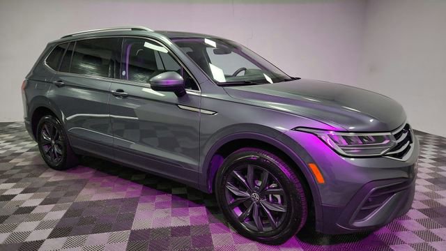 Used 2024 Volkswagen Tiguan SE image 4