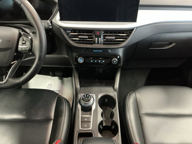 Certified 2025 Ford Escape Platinum AWD/4WD image 11