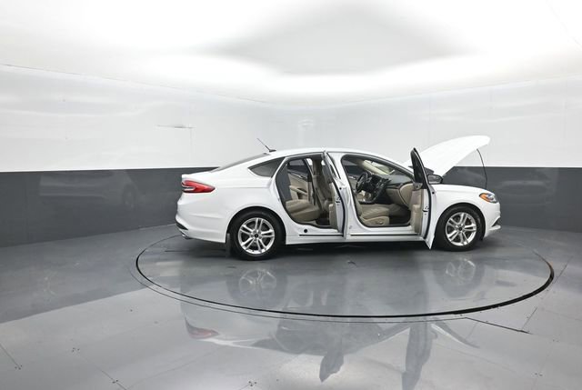 Certified 2018 Ford Fusion SE FWD image 41