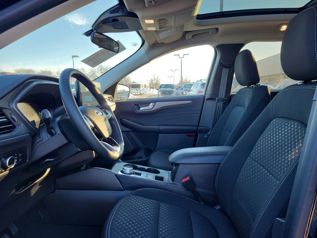 Certified 2023 Ford Escape Active w/ Tech Pack #2 image 16