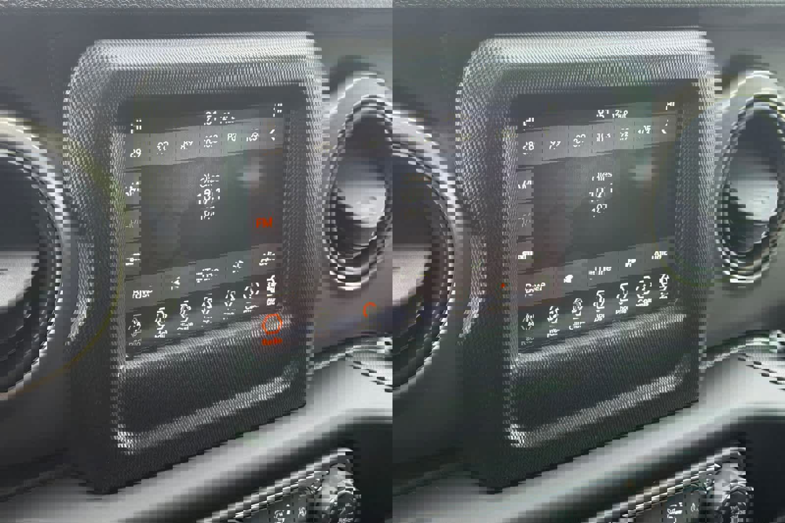 Used 2018 Jeep Wrangler Unlimited Sport S image 18