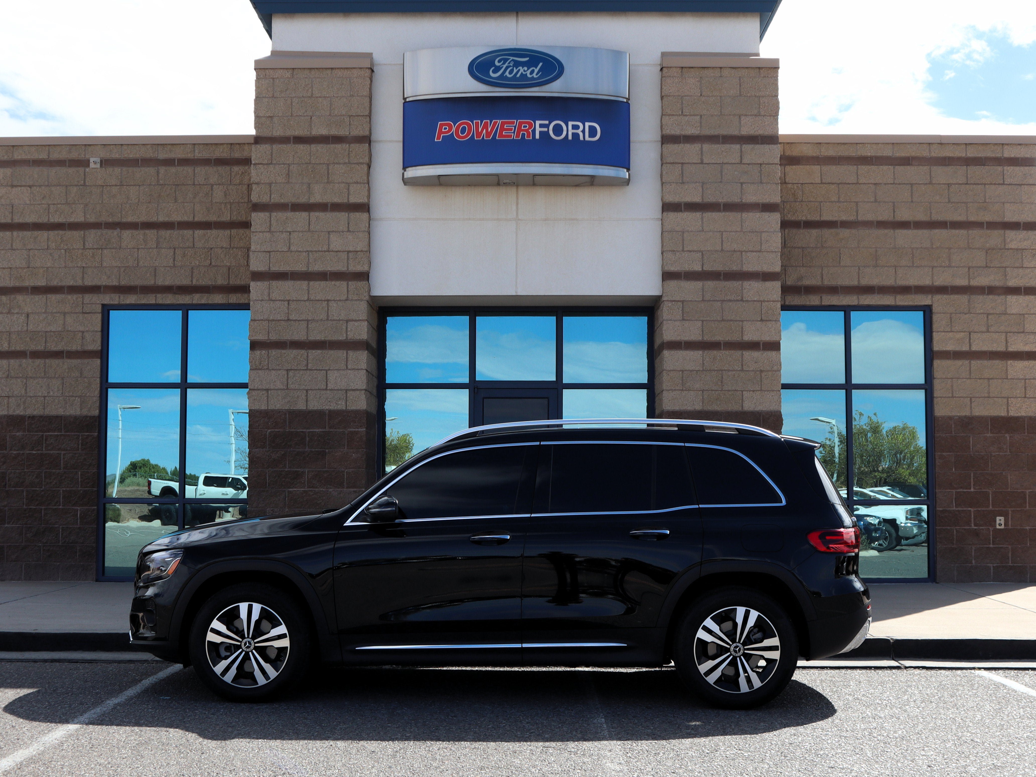 Used 2026 Mercedes-Benz GLB 250 image 9