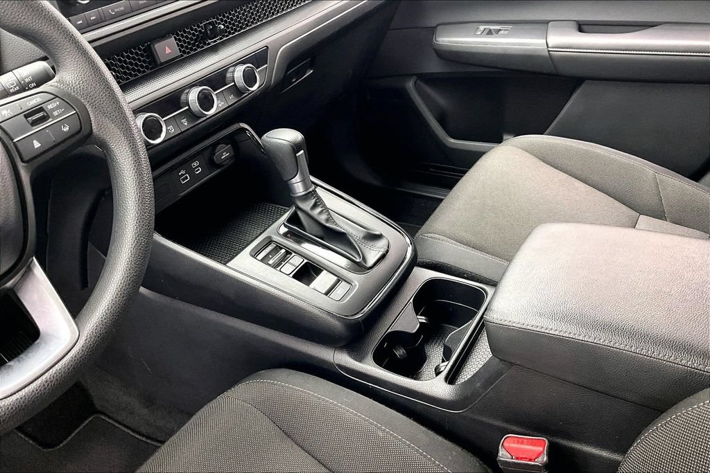 Used 2025 Honda CR-V EX image 15