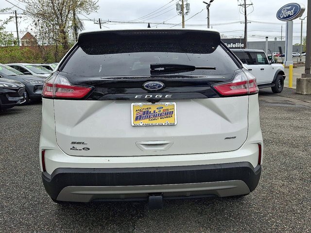 Certified 2023 Ford Edge SEL w/ Convenience Package AWD/4WD image 4