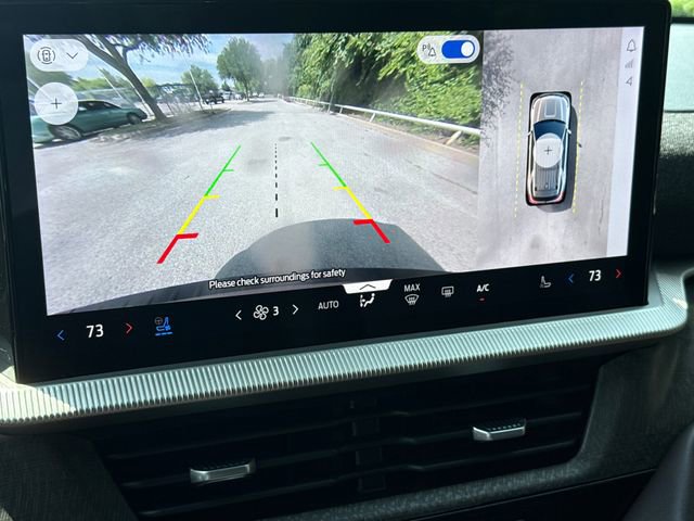 Certified 2025 Ford Explorer Platinum RWD image 24