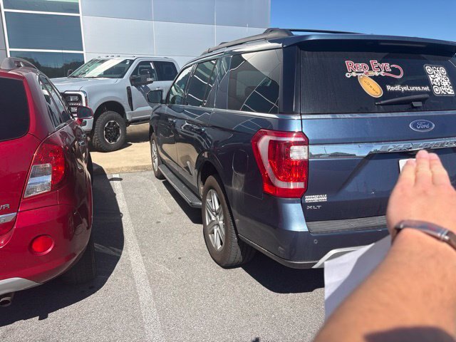 Certified 2020 Ford Expedition XLT w/ Equipment Group 202A RWD image 9