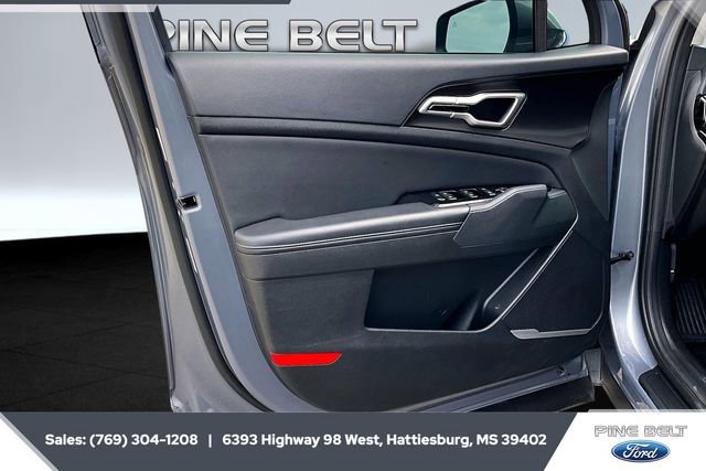 Used 2024 Kia Sportage EX image 17