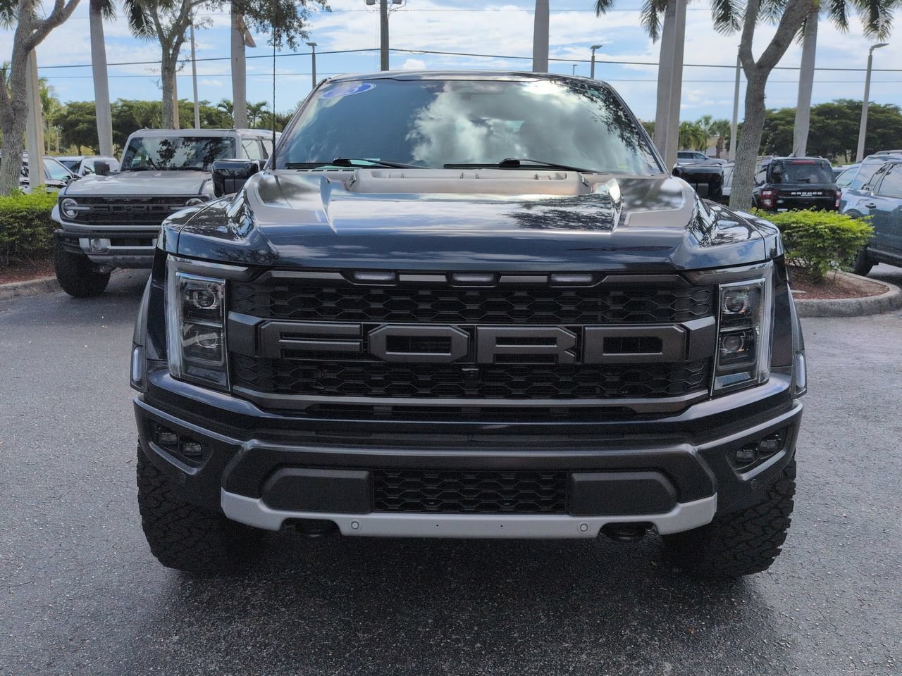 Certified 2023 Ford F150 Raptor w/ Raptor 37 Performance Package AWD/4WD image 9