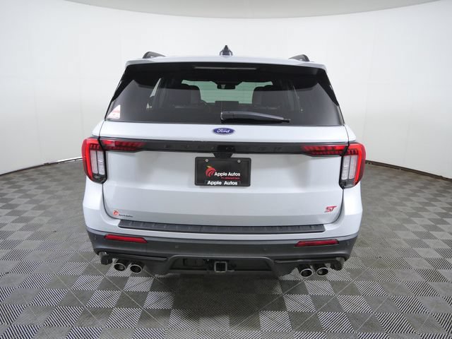 Certified 2026 Ford Explorer ST AWD/4WD image 8