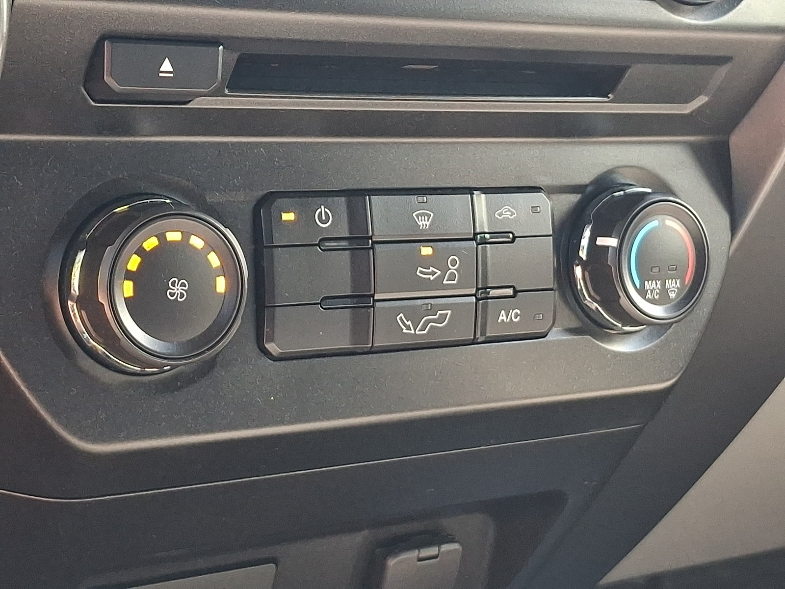 Certified 2018 Ford F150 XLT AWD/4WD image 16