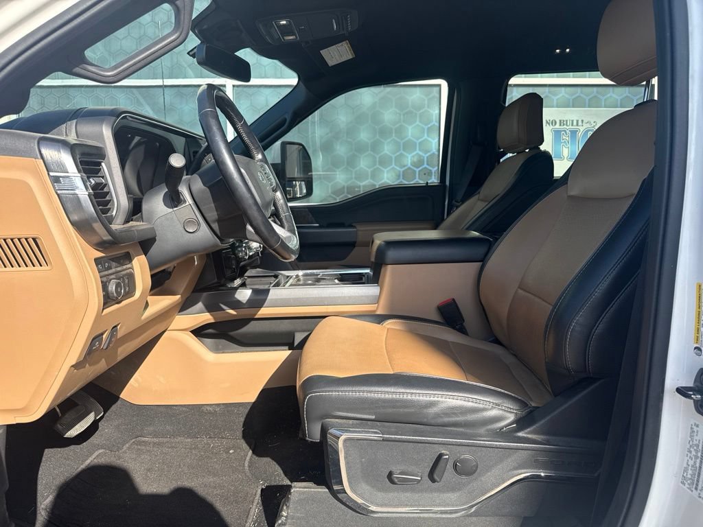Certified 2023 Ford F350 Lariat w/ FX4 Off-Road Package AWD/4WD image 9