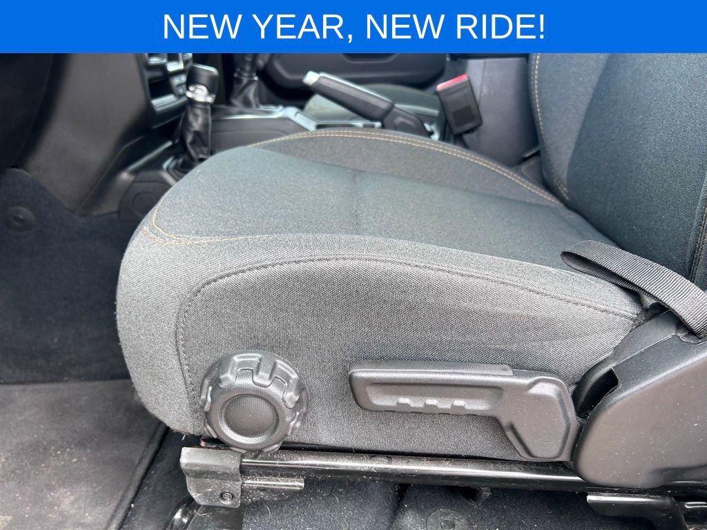 Used 2024 Jeep Wrangler Sport image 17