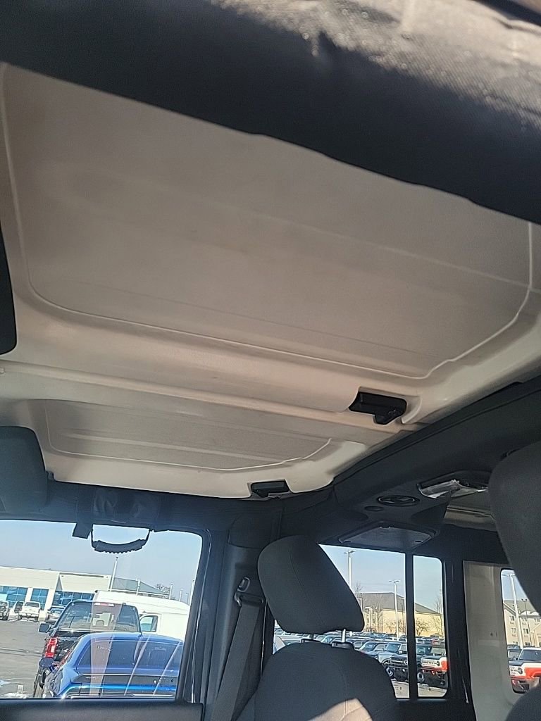 Used 2017 Jeep Wrangler Unlimited Sport w/ Quick Order Package 24S image 3