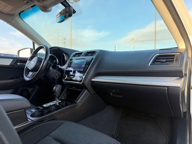 Used 2019 Subaru Outback 2.5i Premium image 17